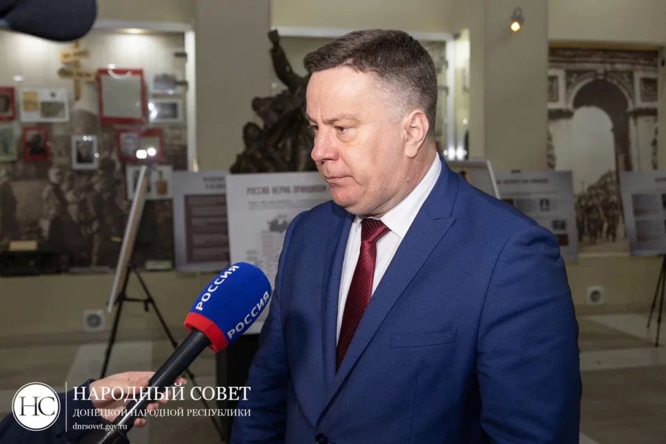 Константин Кузьмин: «Без срока давности. Нюрнберг Константин Кузьмин: «Без срока давности. Нюрнберг