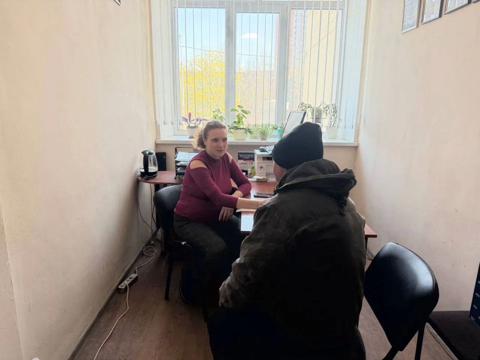 ПРИЕМ ГРАЖДАН. Депутаты Донецкого городского совета Юрий Атаманов, Ирина Бениаминова, Лилия Ошурко, Дмитрий Пефтеев, Ирина Милус, Виктория Хощенко, Алексей Ковровский провели плановые приемы граждан, в ходе которых были... ПРИЕМ ГРАЖДАН. Депутаты Донецкого городского совета Юрий Атаманов, Ирина Бениаминова, Лилия Ошурко, Дмитрий Пефтеев, Ирина Милус, Виктория Хощенко, Алексей Ковровский провели плановые приемы граждан, в ходе которых были...