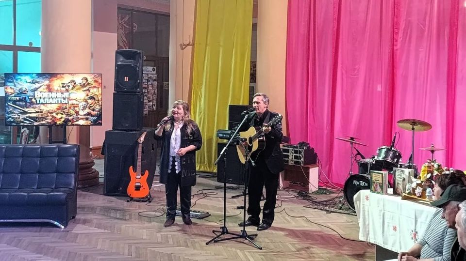 Адресаты торезского отделения филиала фонда «Защитники Отчества» посетили музыкальную гостиную Адресаты торезского отделения филиала фонда «Защитники Отчества» посетили музыкальную гостиную