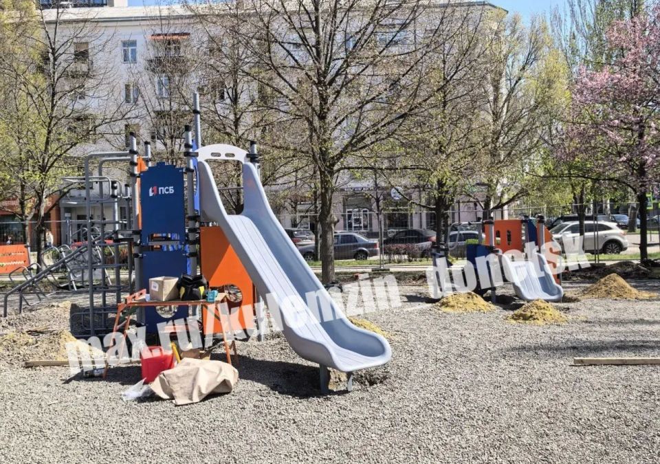Алексей Кулемзин: Краткий обзор главных событий Донецка за прошедшую неделю: Алексей Кулемзин: Краткий обзор главных событий Донецка за прошедшую неделю: