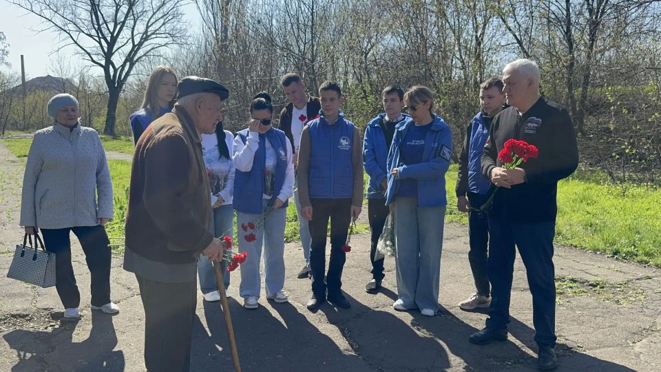 «Память поколений»: в Торезе почтили память жертв геноцида советского народа «Память поколений»: в Торезе почтили память жертв геноцида советского народа