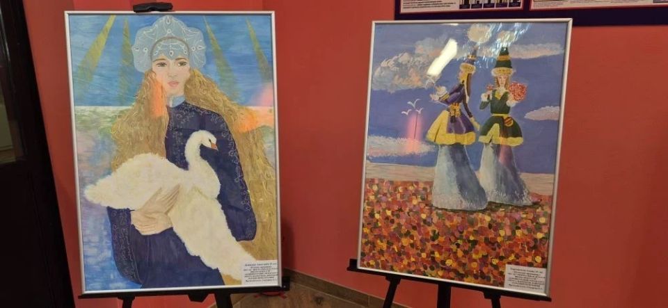 В Мариуполе проходит выставка картин обучающихся Центральной детской школы искусств В Мариуполе проходит выставка картин обучающихся Центральной детской школы искусств