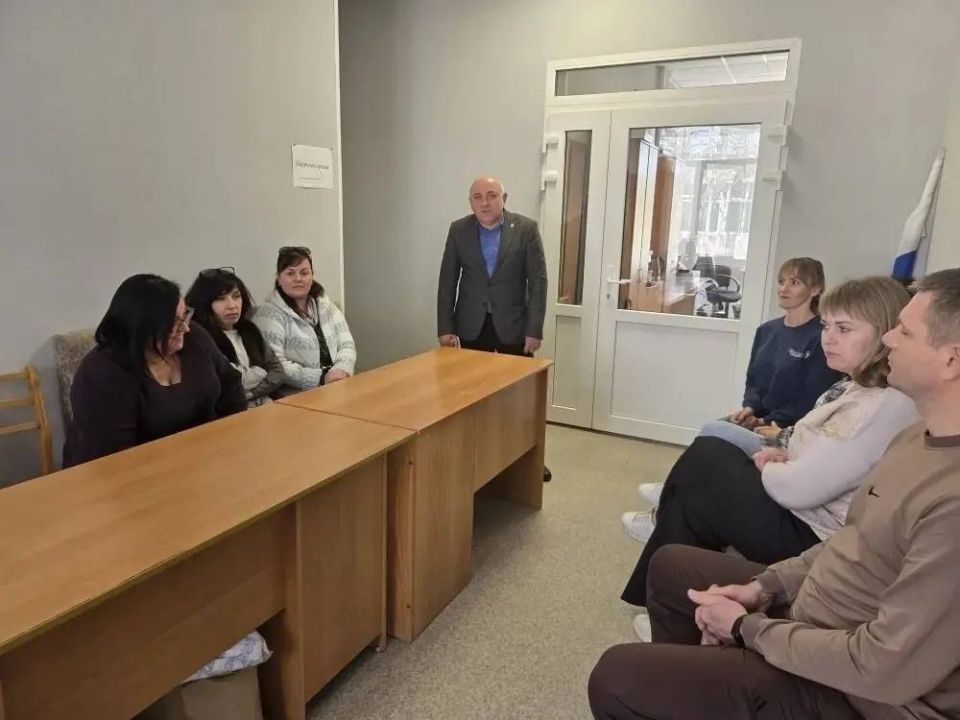 В Мангушском отделении «Единой России» обсудили социальные вопросы и восстановление инфраструктуры В Мангушском отделении «Единой России» обсудили социальные вопросы и восстановление инфраструктуры
