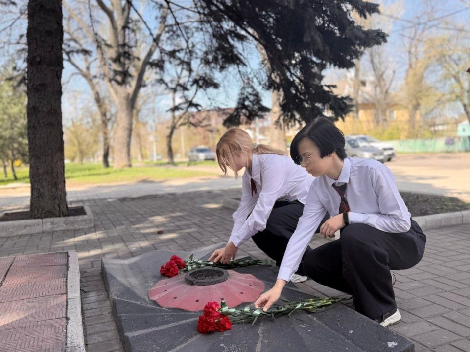 Без срока давности. День памяти жертв геноцида советского народа, совершённого нацистами и их пособниками в годы Великой Отечественной войны, напоминает нам о трагедии миллионов мирных жителей, пострадавших от рук захватчиков Без срока давности. День памяти жертв геноцида советского народа, совершённого нацистами и их пособниками в годы Великой Отечественной войны, напоминает нам о трагедии миллионов мирных жителей, пострадавших от рук захватчиков