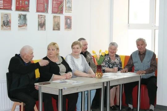 Амвросиевская центральная библиотека – место притяжения всех возрастов и поколений Амвросиевская центральная библиотека – место притяжения всех возрастов и поколений