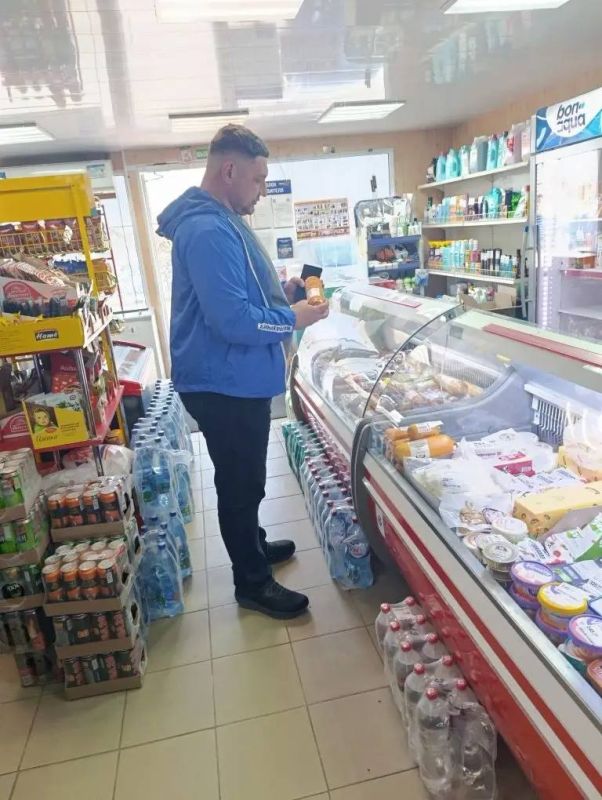 В Мангушском муниципальном округе в рамках Дня партии "Единая Россия" состоялся инспекционный выезд Комитета Народного контроля Мангушского муниципального округа совместно с Сектором торговли Администрации Мангушского... В Мангушском муниципальном округе в рамках Дня партии "Единая Россия" состоялся инспекционный выезд Комитета Народного контроля Мангушского муниципального округа совместно с Сектором торговли Администрации Мангушского...