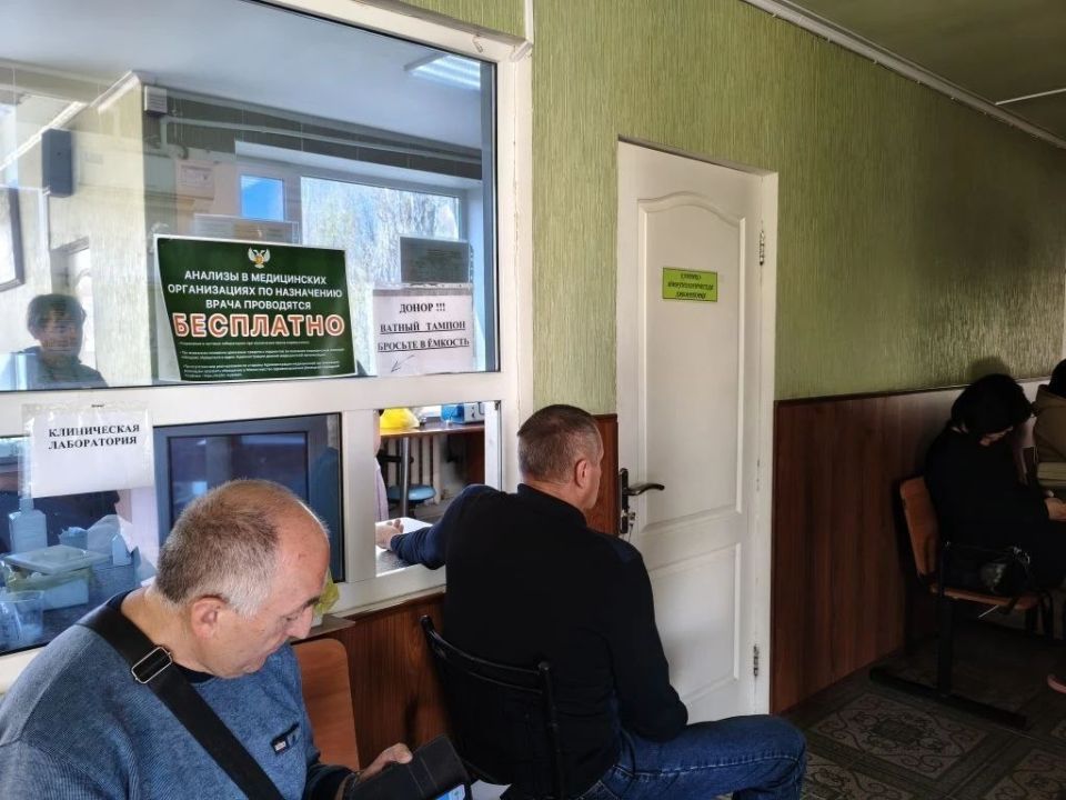 Иван Приходько: Активисты Центрально-Городского района приняли участие в акции «Сдай кровь – спаси жизнь!» Иван Приходько: Активисты Центрально-Городского района приняли участие в акции «Сдай кровь – спаси жизнь!»