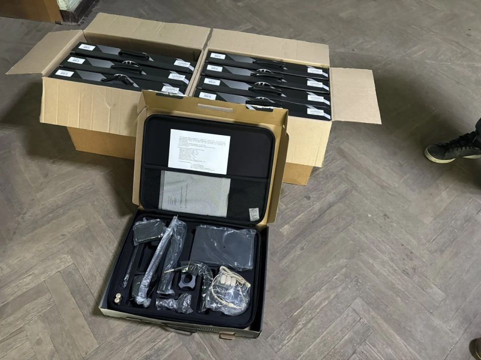 Владимирская область передала в Кировский культурно-досуговый комплекс гуманитарную помощь Владимирская область передала в Кировский культурно-досуговый комплекс гуманитарную помощь