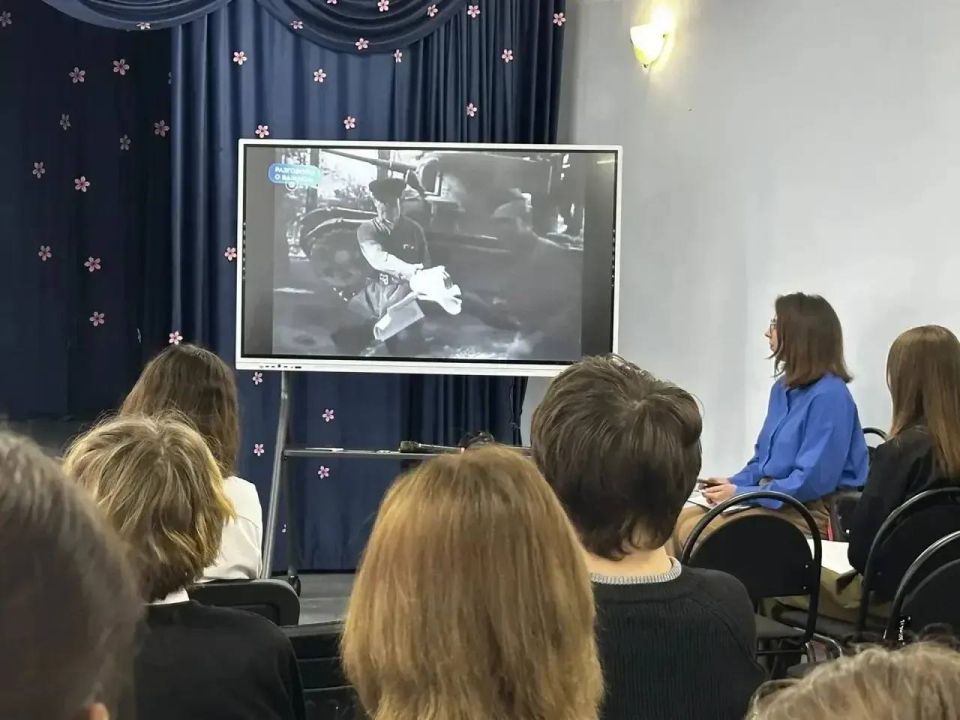 17 апреля, в ГБОУ «Средняя школа №57 городского округа Макеевка» ДНР состоялся лекторий, посвящённый теме Геноцида Советского народа в годы Великой Отечественной войны 17 апреля, в ГБОУ «Средняя школа №57 городского округа Макеевка» ДНР состоялся лекторий, посвящённый теме Геноцида Советского народа в годы Великой Отечественной войны