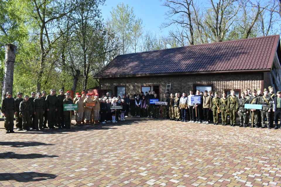В Амвросиевке состоялись состязания в рамках проекта «Зарница 2.0» В Амвросиевке состоялись состязания в рамках проекта «Зарница 2.0»