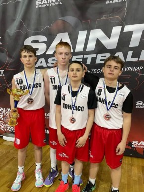 16-18 ������ ���������� ������� ������� ��� ��������� ������� � ���������� ������� "SAINT BASKETBALL"