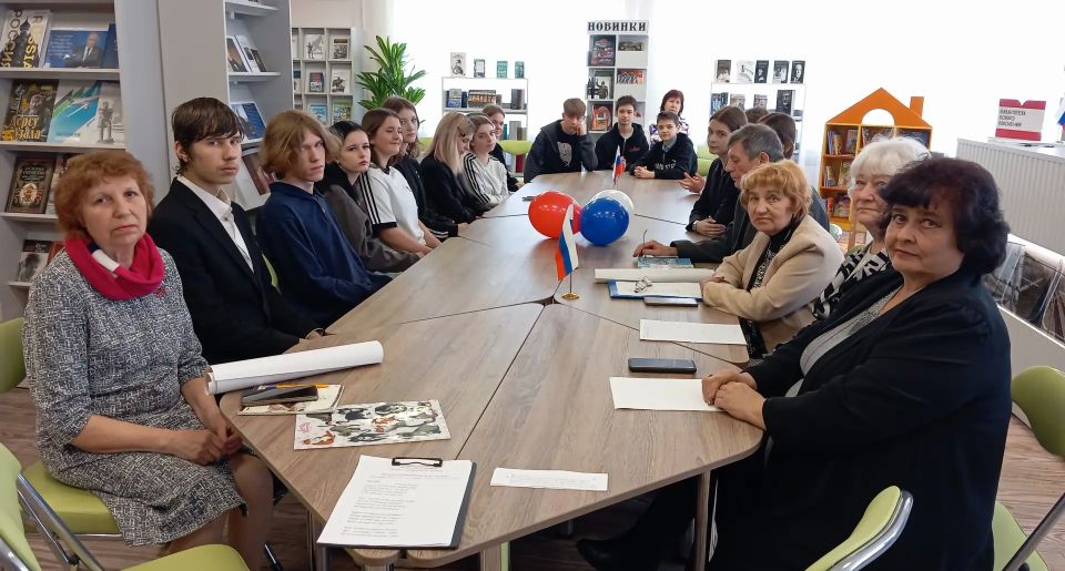 В рамках Года единства народов России, Ежегодной всероссийской масштабной социально-культурной акции в поддержку чтения «Библионочь-2026» в читальном зале центральной городской модельной библиотеки под объединяющим слоганом:... В рамках Года единства народов России, Ежегодной всероссийской масштабной социально-культурной акции в поддержку чтения «Библионочь-2026» в читальном зале центральной городской модельной библиотеки под объединяющим слоганом:...