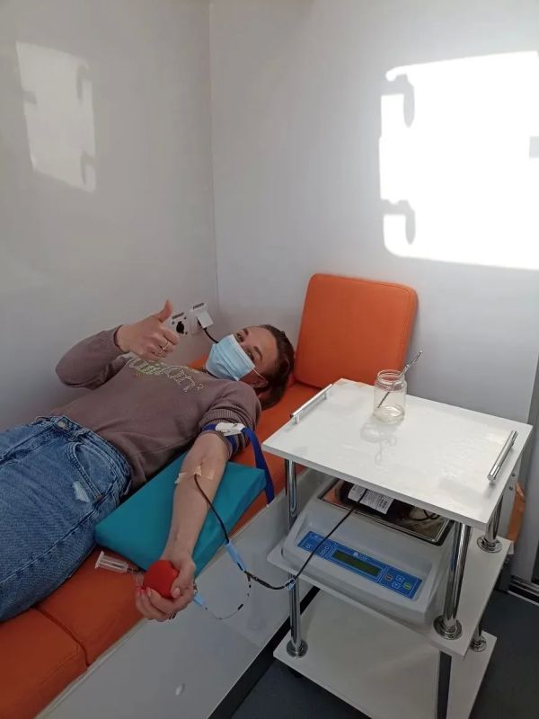 Спасти жизнь — в нашей крови! Спасти жизнь — в нашей крови!