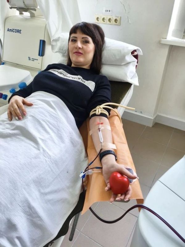 Акция «Сдай кровь — спаси жизнь» Акция «Сдай кровь — спаси жизнь»