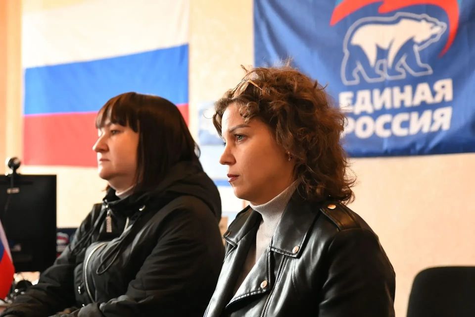 Подводим итоги недели. ВРИП главы муниципального образования г. о. Макеевка Юлия Иванова провела прямой эфир, где ответила на вопросы макеевчан Подводим итоги недели. ВРИП главы муниципального образования г. о. Макеевка Юлия Иванова провела прямой эфир, где ответила на вопросы макеевчан