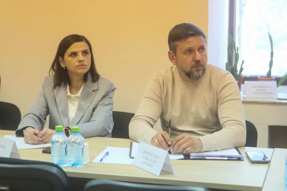 Состояние инфраструктуры отраслей промышленности рассмотрели в Общественной палате ДНР Состояние инфраструктуры отраслей промышленности рассмотрели в Общественной палате ДНР