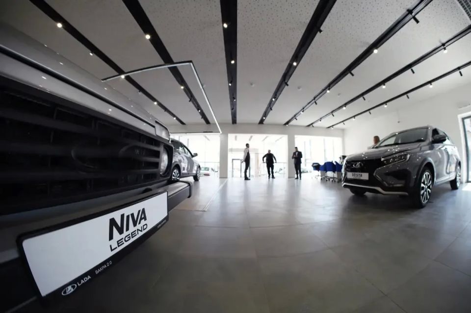 В Мариуполе открылся первый автосалон В Мариуполе открылся первый автосалон