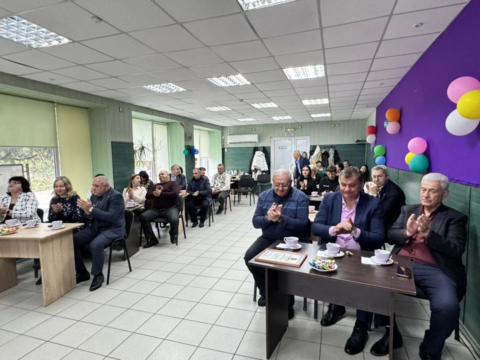 В Мангушском округе с теплом и уважением отмечают День местного самоуправления В Мангушском округе с теплом и уважением отмечают День местного самоуправления