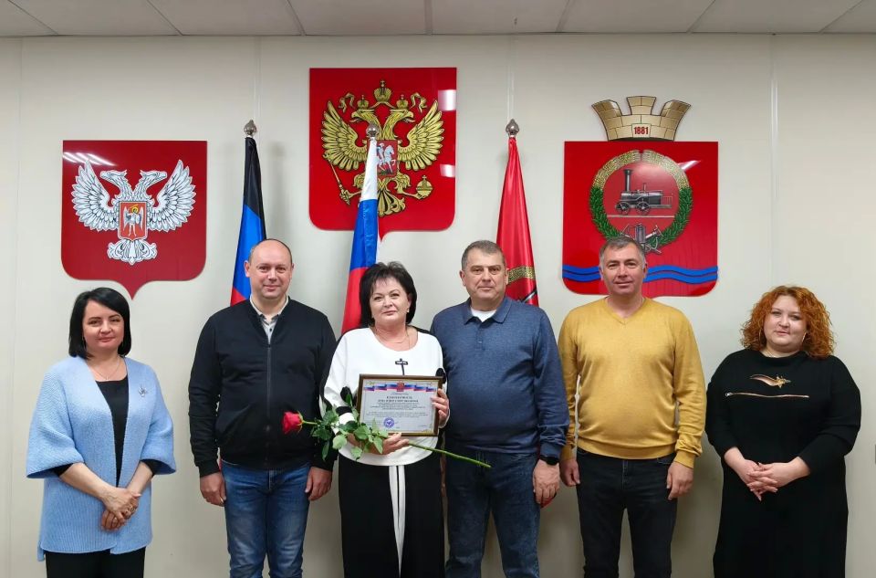 Признание заслуг: вручение благодарностей Главы муниципального образования Признание заслуг: вручение благодарностей Главы муниципального образования