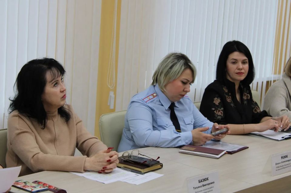 В администрации городского округа Горловка состоялось аппаратное совещание В администрации городского округа Горловка состоялось аппаратное совещание