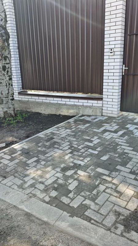 Доступность безбарьерной среды для маломобильных групп населения здания санстанции г. Волноваха Доступность безбарьерной среды для маломобильных групп населения здания санстанции г. Волноваха