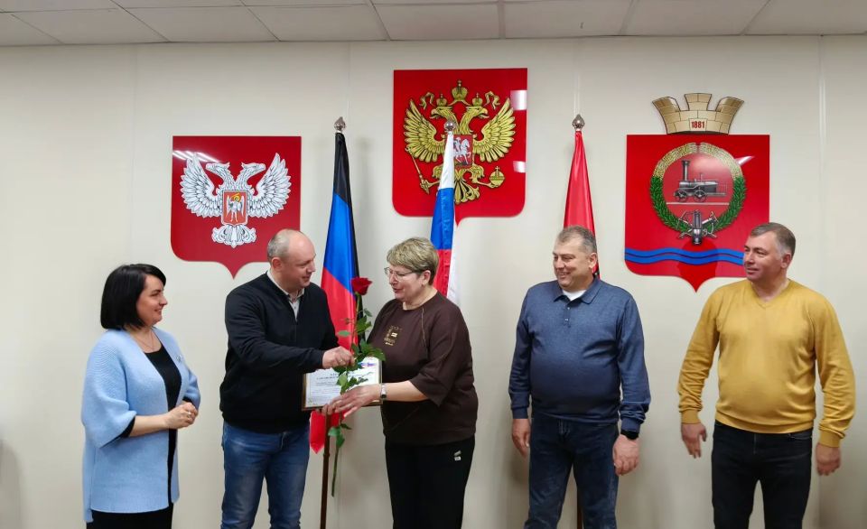 Признание заслуг: вручение благодарностей Главы муниципального образования Признание заслуг: вручение благодарностей Главы муниципального образования