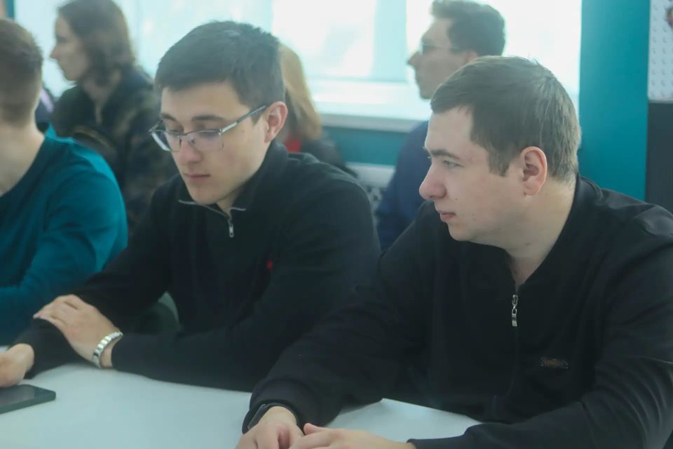 Студенты Донецкого национального университета экономики и торговли узнали о 17 духовно-нравственных ценностях Студенты Донецкого национального университета экономики и торговли узнали о 17 духовно-нравственных ценностях
