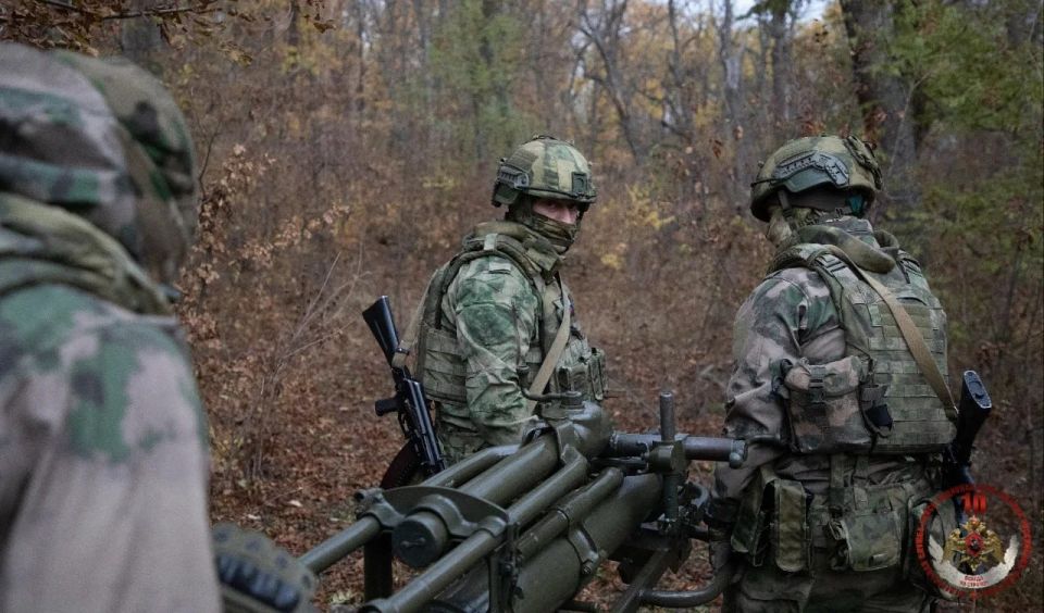 В ДНР артиллеристы Росгвардии закрепляют специальные навыки В ДНР артиллеристы Росгвардии закрепляют специальные навыки