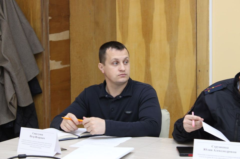 Состоялось заседание комиссии по делам несовершеннолетних и защите их прав администрации городского округа Горловка Состоялось заседание комиссии по делам несовершеннолетних и защите их прав администрации городского округа Горловка