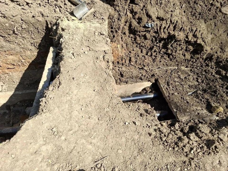 Аварийно-восстановительный отряд из Кузбасса продолжает восстановительные работы на участках водоснабжения в Горловке Аварийно-восстановительный отряд из Кузбасса продолжает восстановительные работы на участках водоснабжения в Горловке