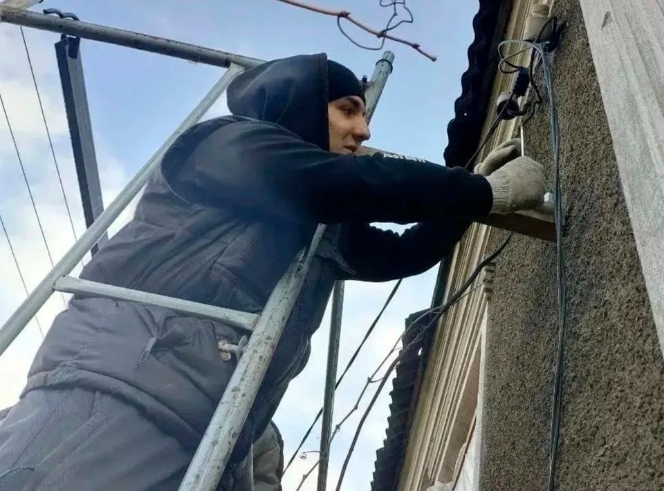 Добровольцы из ЕАО приняли участие в Патриаршей гуманитарной миссии в ДНР Добровольцы из ЕАО приняли участие в Патриаршей гуманитарной миссии в ДНР
