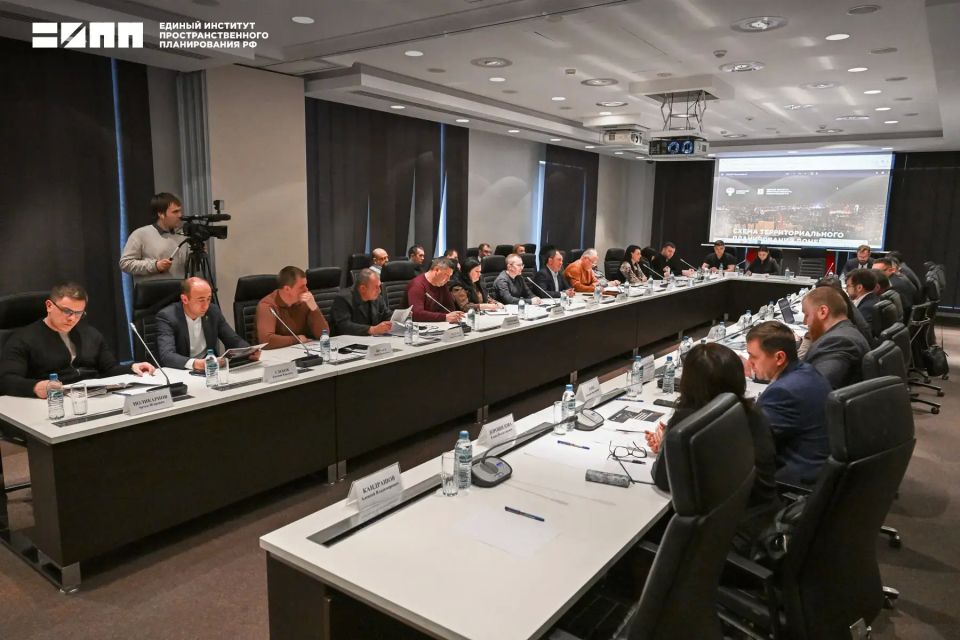 Для ДНР в 2026 г. разработают генпланы городов Артемовск, Докучаевск, Курахово и пгт Великая Новоселка Для ДНР в 2026 г. разработают генпланы городов Артемовск, Докучаевск, Курахово и пгт Великая Новоселка