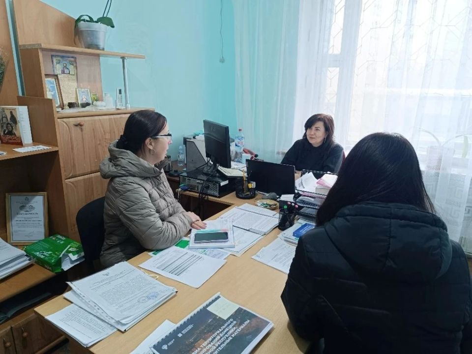 Денис Зубов: СВОих не бросаем!. Заместитель главы администрации городского округа Иловайск Елена Владимировна Дорошилова встретилась с членом семьи участника СВО Денис Зубов: СВОих не бросаем!. Заместитель главы администрации городского округа Иловайск Елена Владимировна Дорошилова встретилась с членом семьи участника СВО
