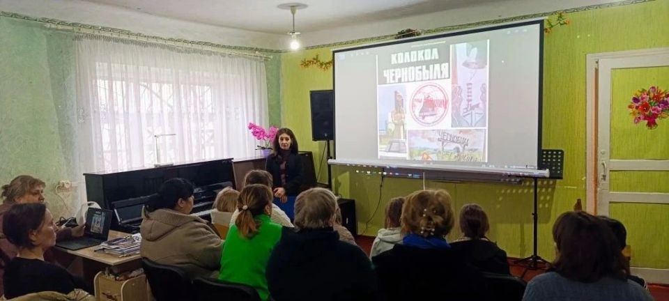"Эхо, что не стихло до сих пор": в Торезе вспоминали трагедию Чернобыльской АЭС "Эхо, что не стихло до сих пор": в Торезе вспоминали трагедию Чернобыльской АЭС