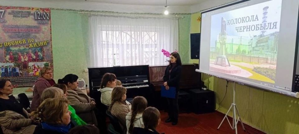 "Эхо, что не стихло до сих пор": в Торезе вспоминали трагедию Чернобыльской АЭС "Эхо, что не стихло до сих пор": в Торезе вспоминали трагедию Чернобыльской АЭС