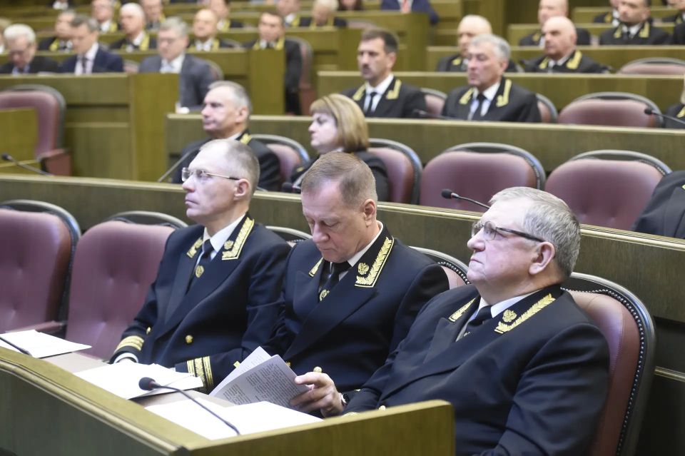Пленум Верховного Суда РФ под руководством Игоря Краснова подготовил проект разъяснений, направленных на повышение эффективности и сокращение сроков рассмотрения гражданских дел Пленум Верховного Суда РФ под руководством Игоря Краснова подготовил проект разъяснений, направленных на повышение эффективности и сокращение сроков рассмотрения гражданских дел