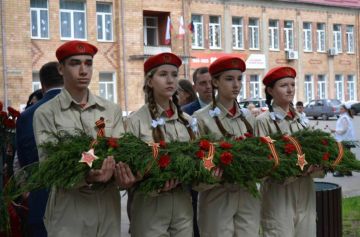 ������ ����������� ������. �, ������ �����, �������� ������ ��� ������� ����� �������� ��������� ���������� ������ ��������� �� �4, ������� ������� � ����� ������� ����������� ������� �� � ��������� ������������� ��� �...