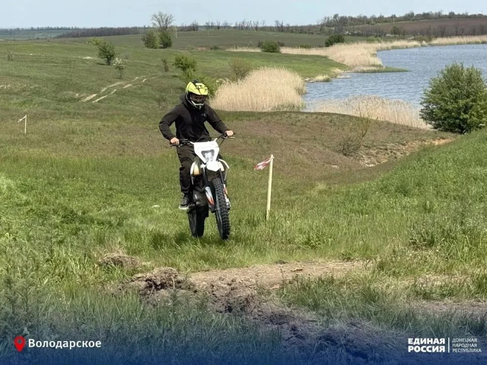 В Володарском муниципальном округе состоялось торжественное открытие новой трассы для питбайков и квадрациклов В Володарском муниципальном округе состоялось торжественное открытие новой трассы для питбайков и квадрациклов