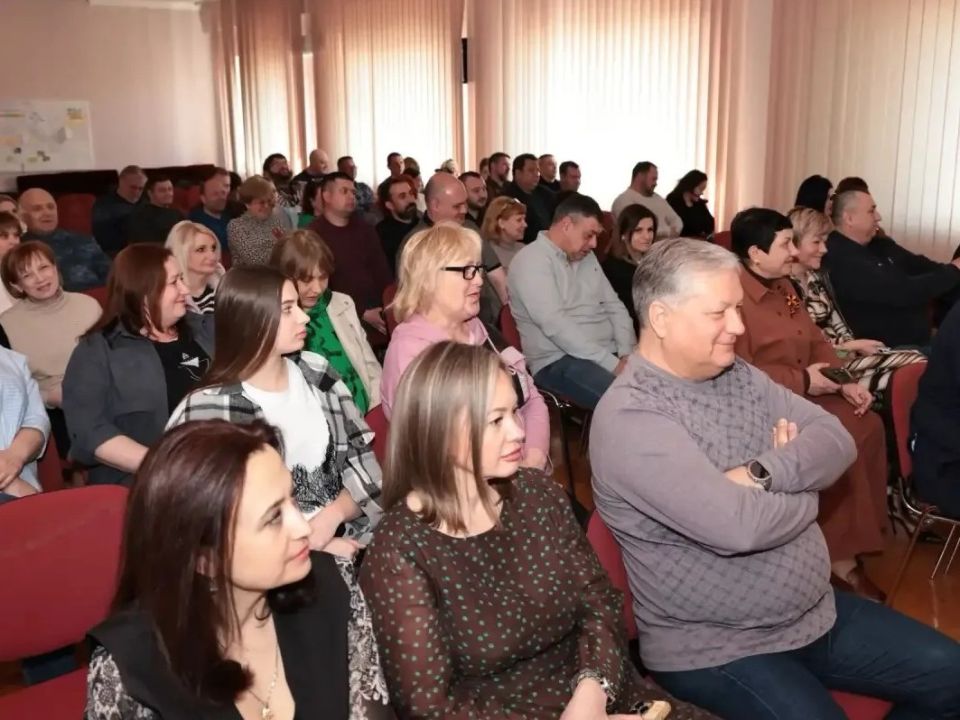 В Министерстве транспорта ДНР состоялась встреча партийного актива в преддверии выборов в Государственную Думу В Министерстве транспорта ДНР состоялась встреча партийного актива в преддверии выборов в Государственную Думу
