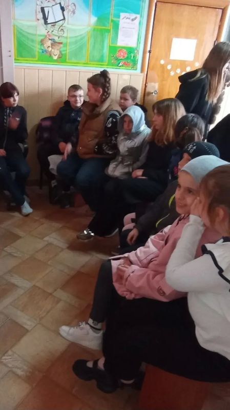 07.05.2026 г. в музее истории пгт. Благодатное прошел информационный час "Донецкая Народная Республика: наш выбор, наша судьба!", в преддверии празднования Дня Донецкой Народной Республики 07.05.2026 г. в музее истории пгт. Благодатное прошел информационный час "Донецкая Народная Республика: наш выбор, наша судьба!", в преддверии празднования Дня Донецкой Народной Республики