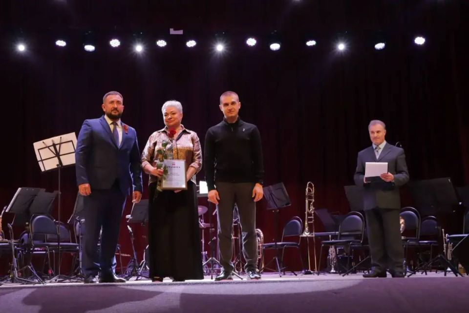 Дмитрий Блинов: День Донецкой Народной Республики! Дмитрий Блинов: День Донецкой Народной Республики!