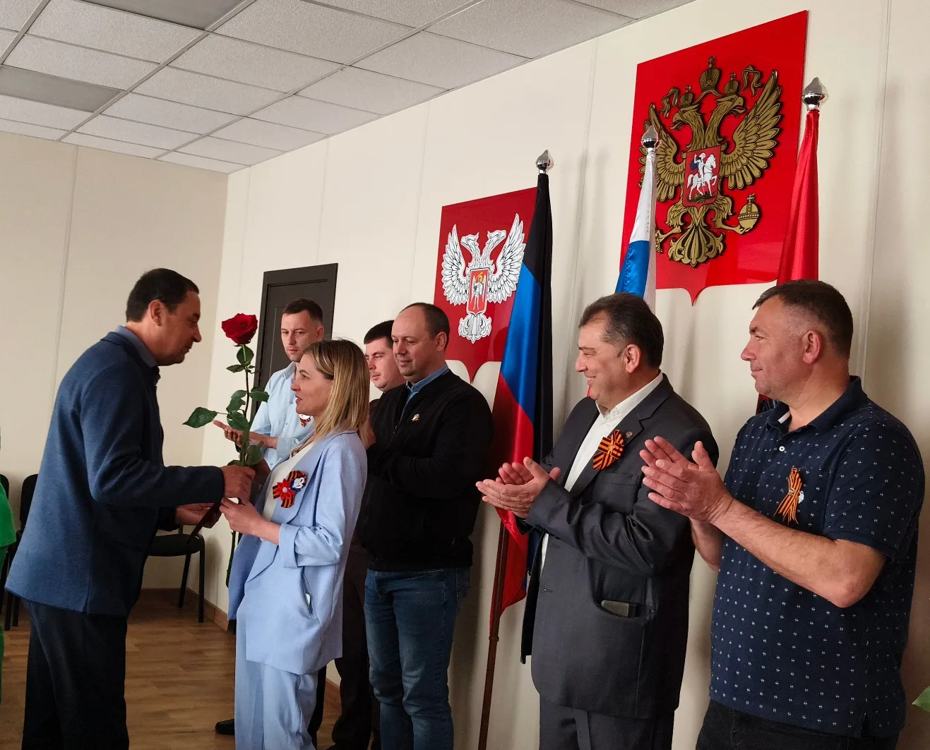 Константин Зинченко: Время благодарить: вручение ко Дню Донецкой Народной Республики Константин Зинченко: Время благодарить: вручение ко Дню Донецкой Народной Республики