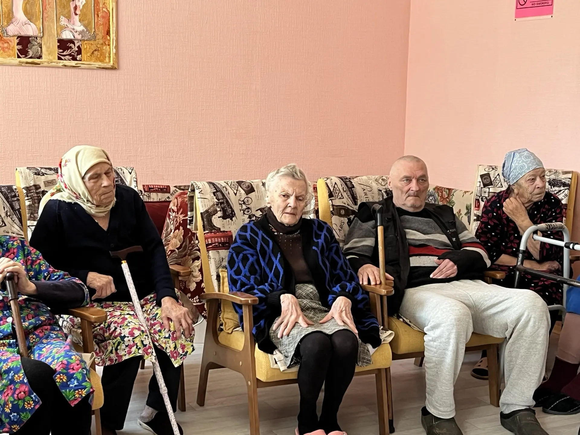 В преддверии 9 Мая, Глава Новоазовского муниципального округа Василий Овчаров совместно с председателем Новоазовского совета ветеранов Евгением Владимировичем Пригоровским, была выполнена почётная миссия — от имени... В преддверии 9 Мая, Глава Новоазовского муниципального округа Василий Овчаров совместно с председателем Новоазовского совета ветеранов Евгением Владимировичем Пригоровским, была выполнена почётная миссия — от имени...