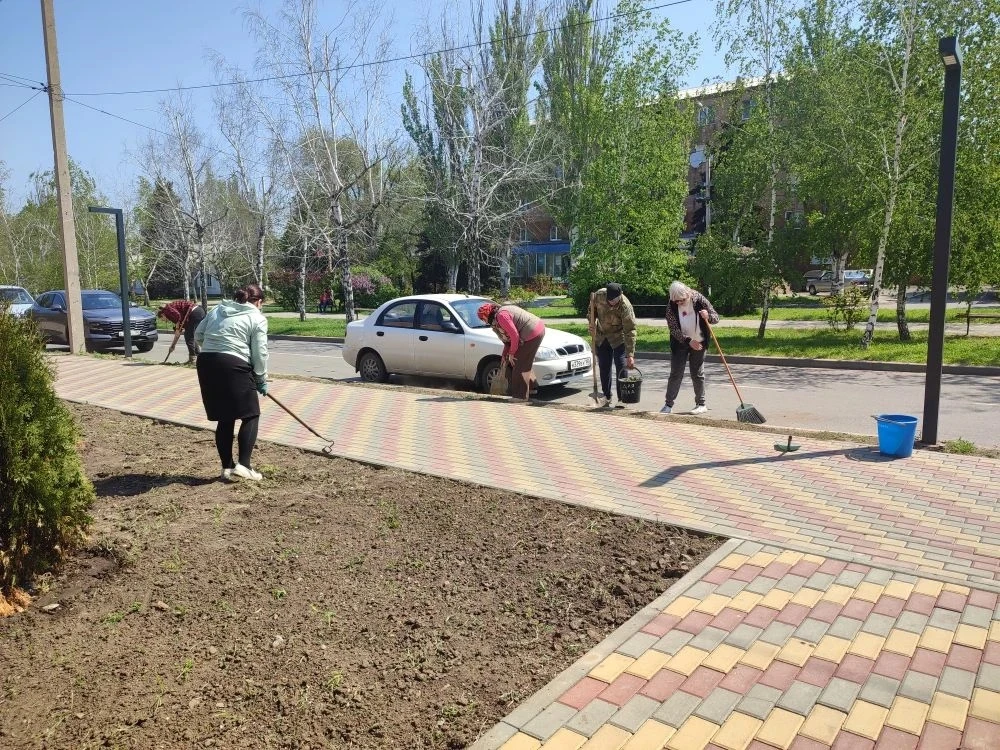 Сегодня, 8 мая, в Новоазовском муниципальном округе состоялся масштабный субботник, приуроченный к Двухмесячнику по благоустройству и в преддверии великого праздника — Дня Победы Сегодня, 8 мая, в Новоазовском муниципальном округе состоялся масштабный субботник, приуроченный к Двухмесячнику по благоустройству и в преддверии великого праздника — Дня Победы