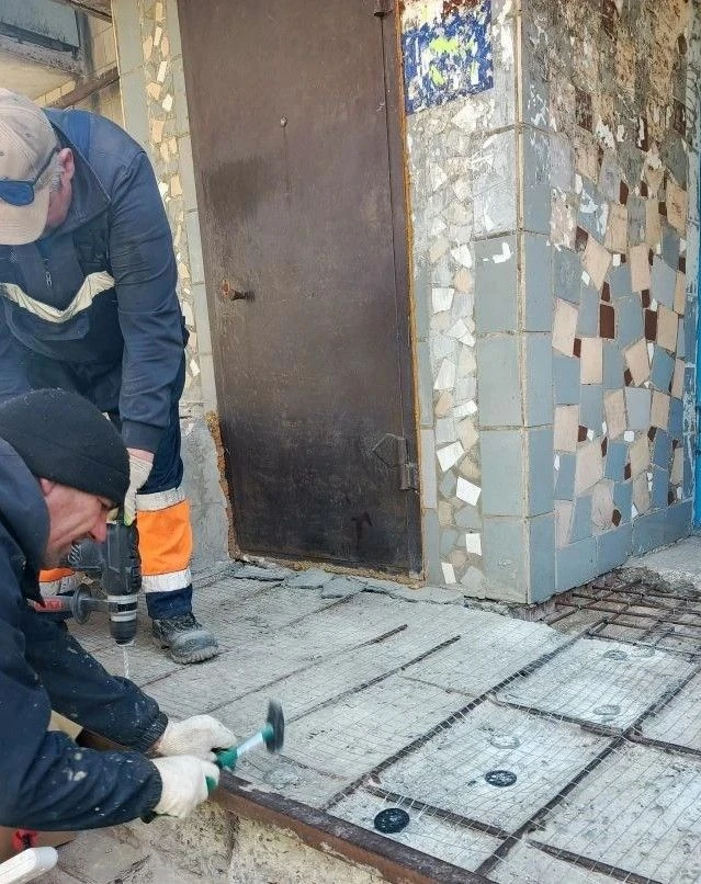 Снежнянский филиал Единого регионального фонда по управлению многоквартирными домами продолжает свою работу по обслуживанию и благоустройству жилого фонда в городском округе