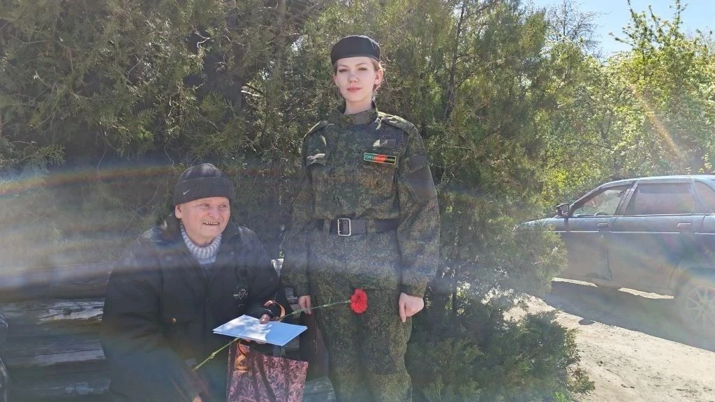 В Калининском районе Горловки поздравили участников Великой Отечественной войны В Калининском районе Горловки поздравили участников Великой Отечественной войны