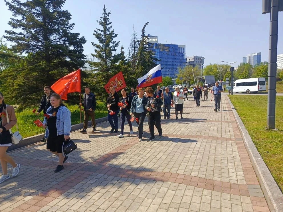 Коллектив Донецкого филиала «Вода Донбасса» почтил память воинов-освободителей Коллектив Донецкого филиала «Вода Донбасса» почтил память воинов-освободителей