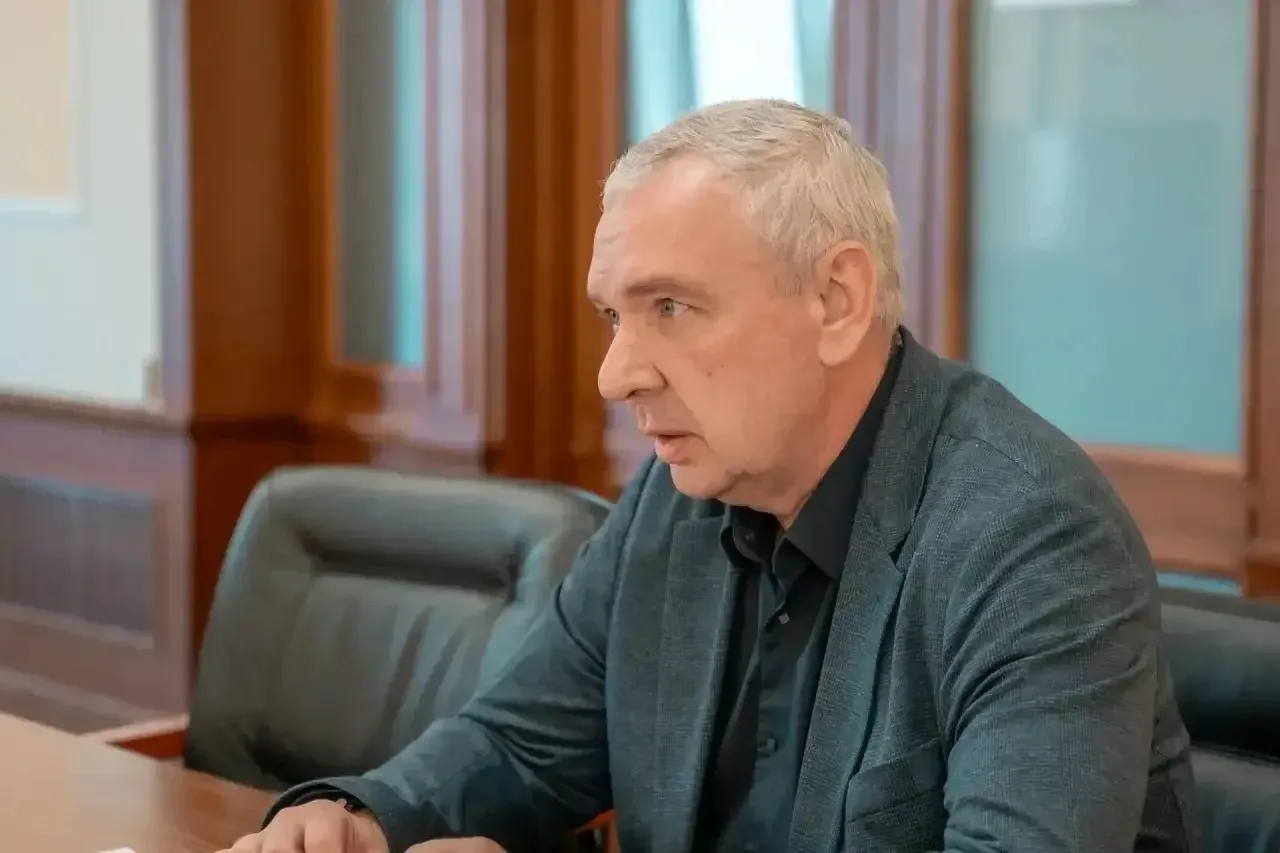 Главное из повестки рабочей встречи с Министром цифрового развития государственного управления, информационных технологий и связи ДНР Дмитрием Уховым Главное из повестки рабочей встречи с Министром цифрового развития государственного управления, информационных технологий и связи ДНР Дмитрием Уховым