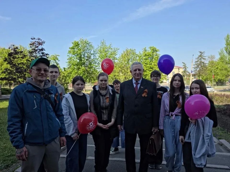 Наталья Бегуненко: В преддверии Дня Победы Петровский район присоединился ко Всероссийской акции «Георгиевская ленточка» Наталья Бегуненко: В преддверии Дня Победы Петровский район присоединился ко Всероссийской акции «Георгиевская ленточка»