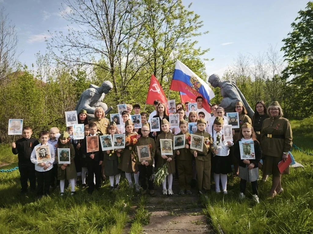 В образовательных учреждениях Шахтерского округа прошли мероприятия ко Дню Победы В образовательных учреждениях Шахтерского округа прошли мероприятия ко Дню Победы